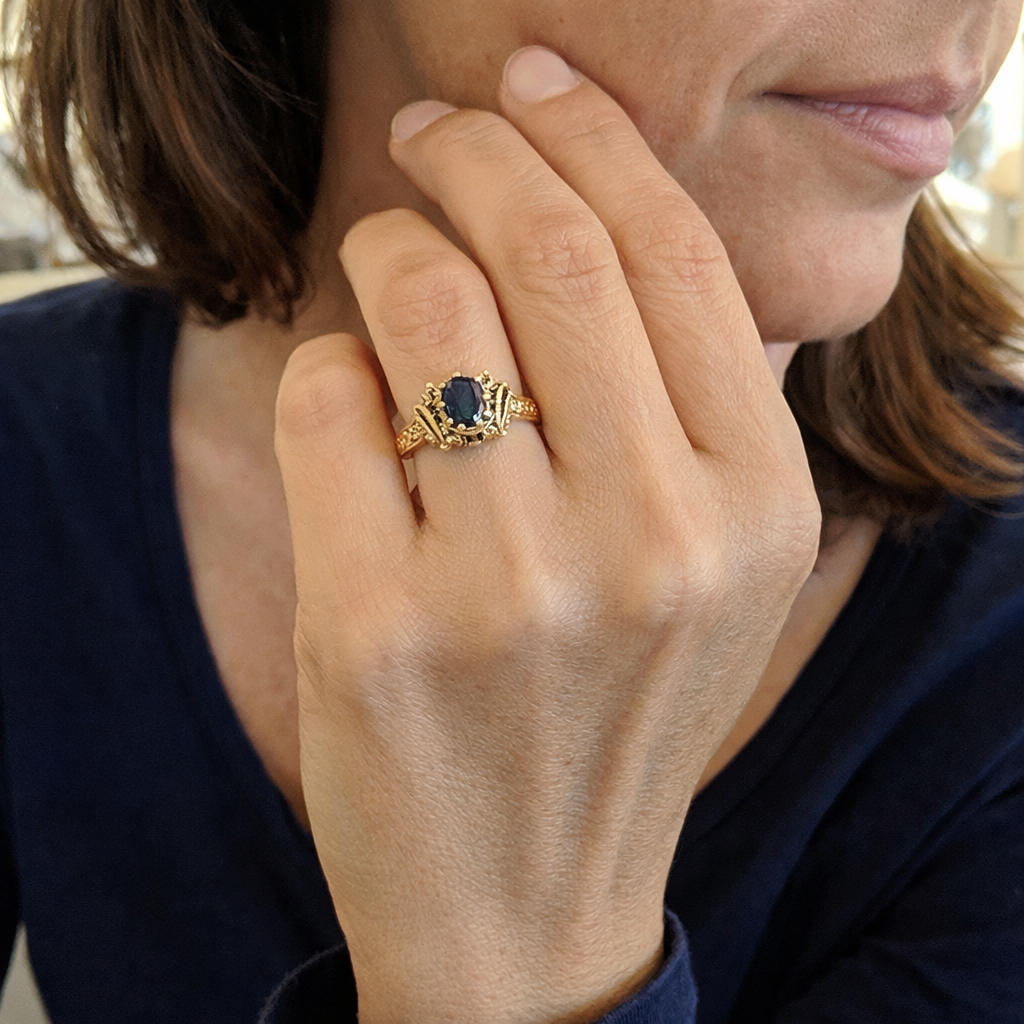 Anillo Vionne Saphirae Zafiro