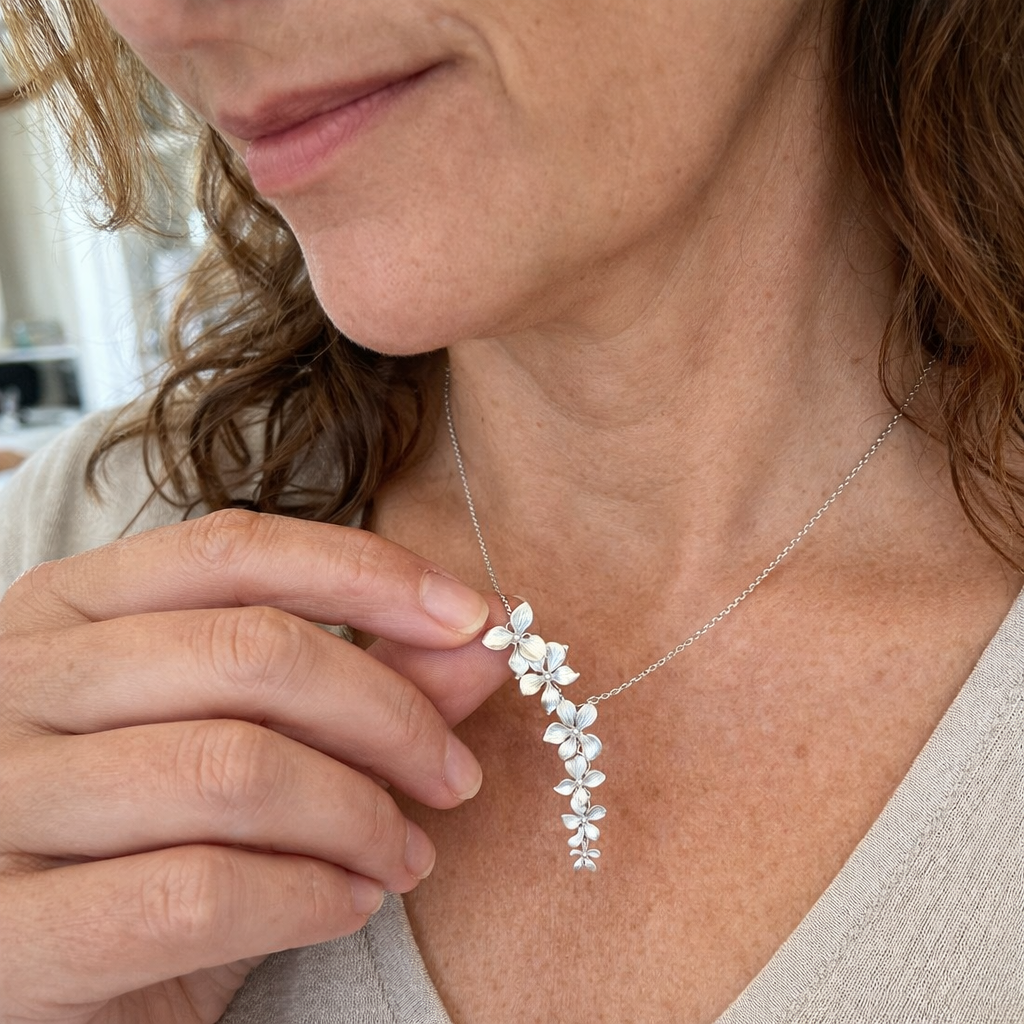 Collar Colgante Pétalos Plata