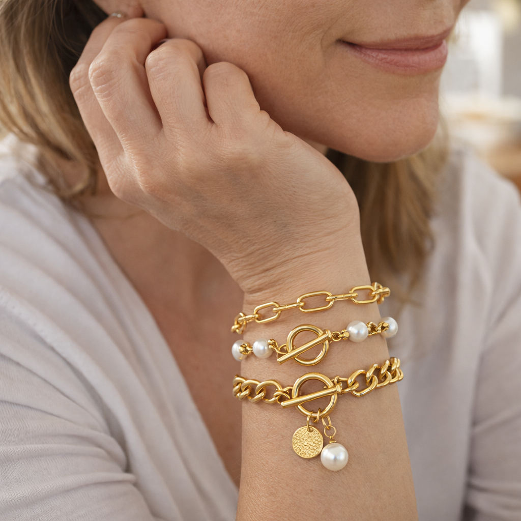 Set de Pulseras Chic 4 Piezas Serpiente Perlas y Eslabones