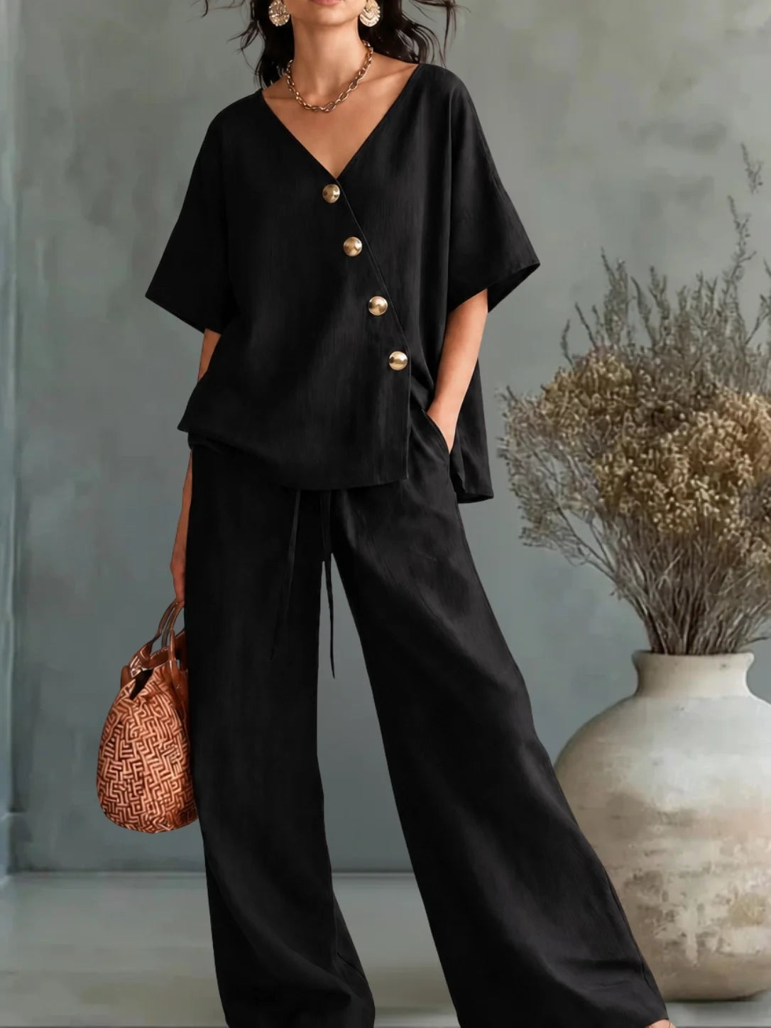Irene | Conjunto con Escote en V y Botones