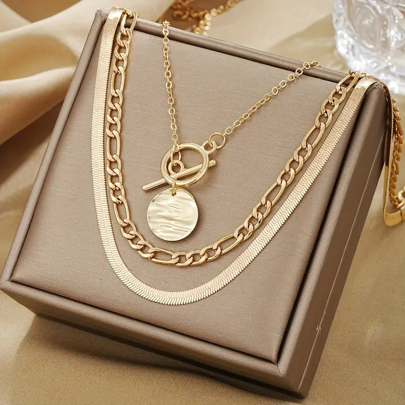 Collar Savira Capas con Moneda Oro