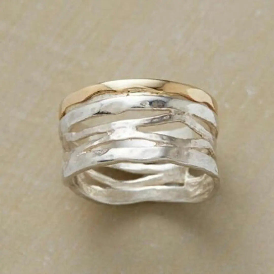 Anillo Vintage Perforado Oro y Plata