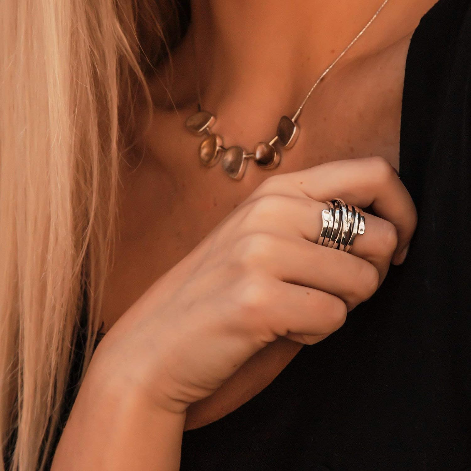Anillo Vintage Elegante en Plata
