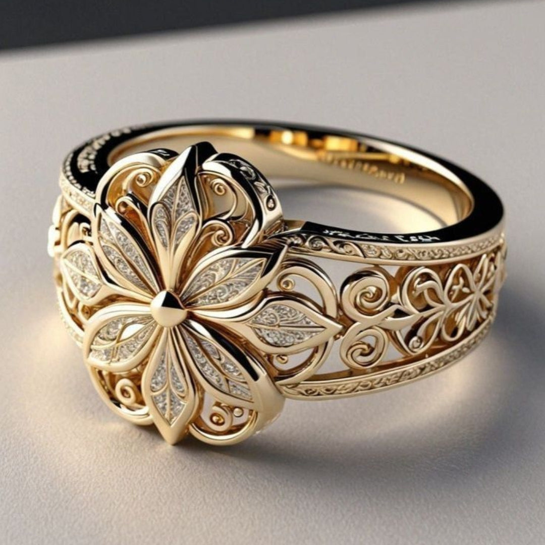 Anillo Dorado con Zirconios Florales