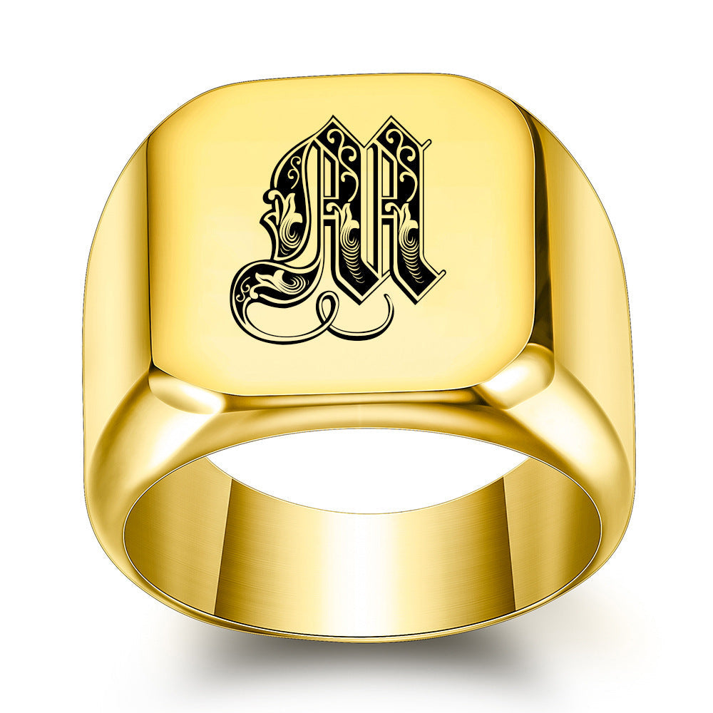 Anillo Clásico con Inicial Noble Oro