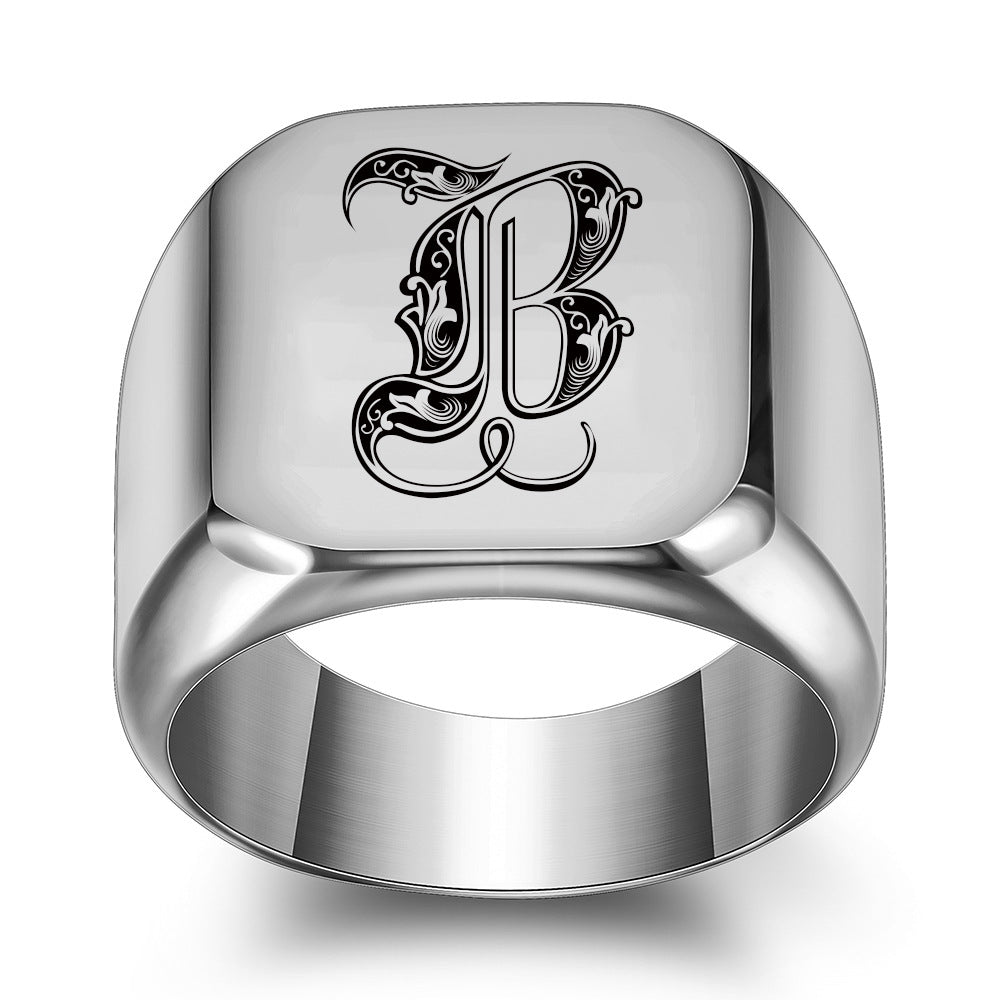 Anillo Clásico con Inicial Noble Oro Blanco