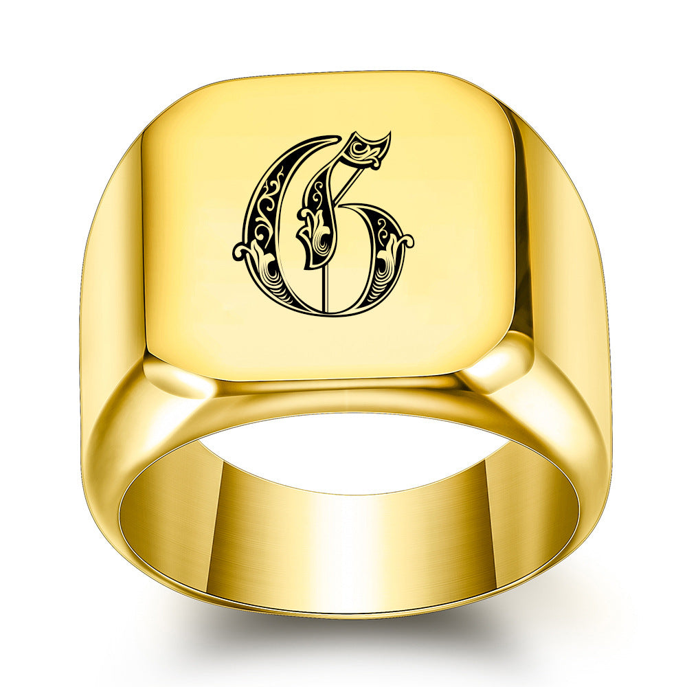 Anillo Clásico con Inicial Noble Oro