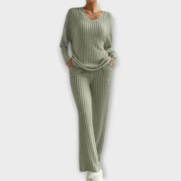 Bibijana - Comfortable Outfit