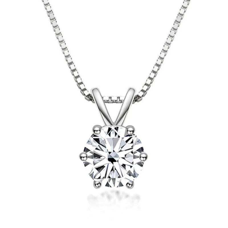 Collar Solitario Elegante con Moissanite