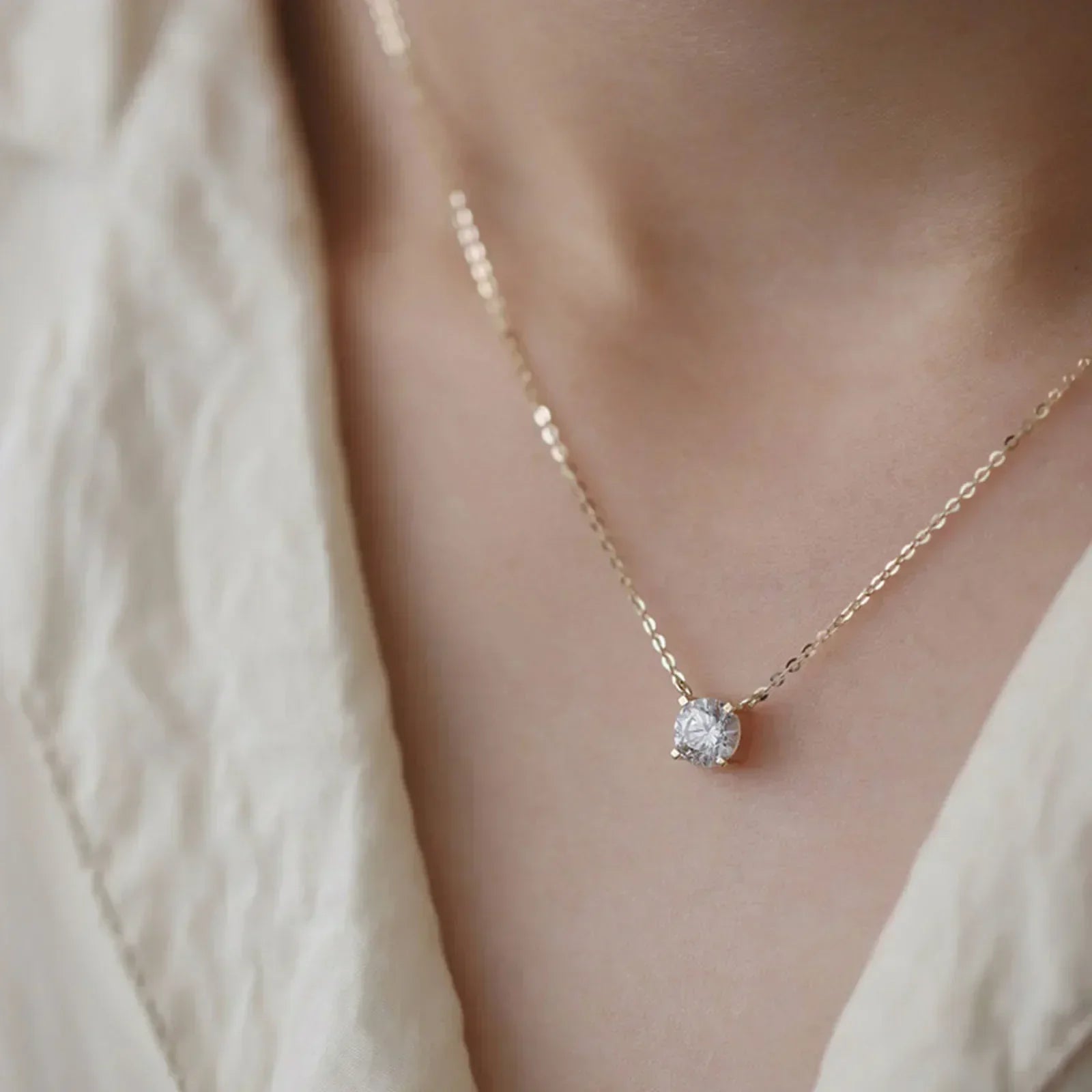 Collar Chapado en Oro con Zirconios