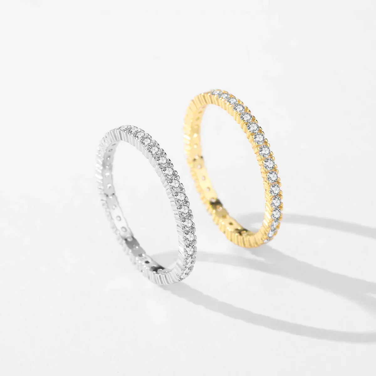 Anillo Eternidad Minimal Luminoso