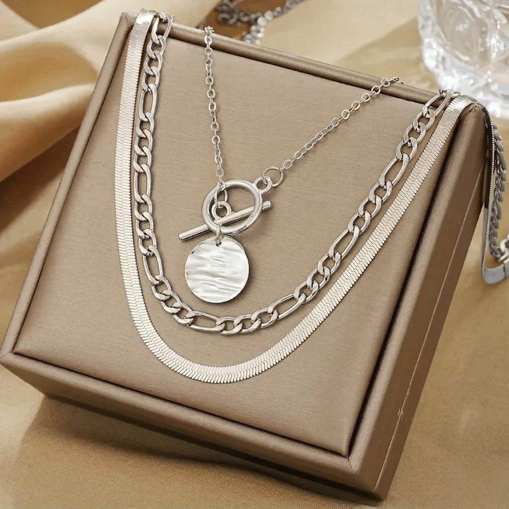 Collar Savira Capas con Moneda Oro