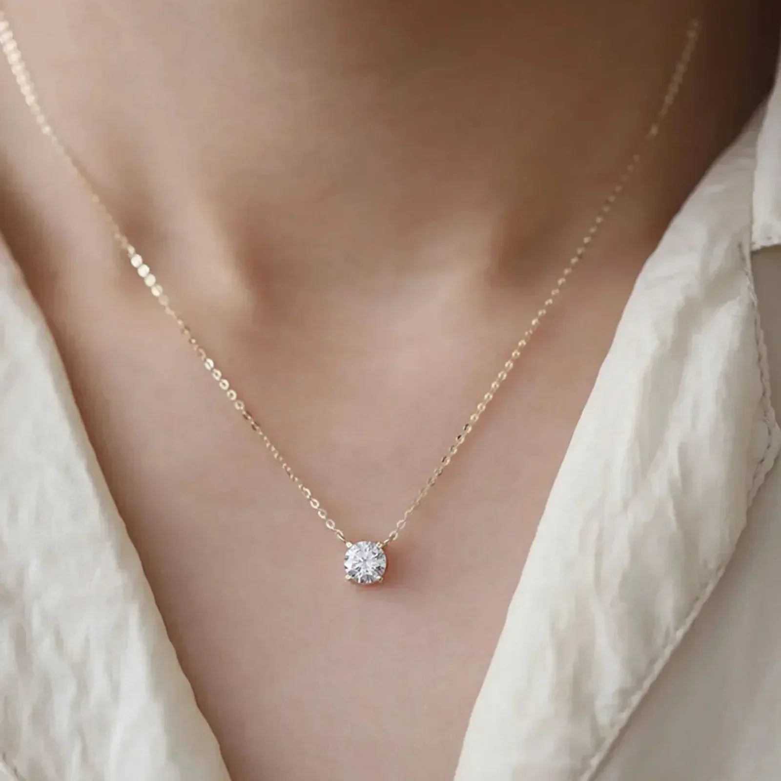 Collar Chapado en Oro con Zirconios