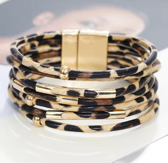 Pulsera Envolvente Multicapa Ancha