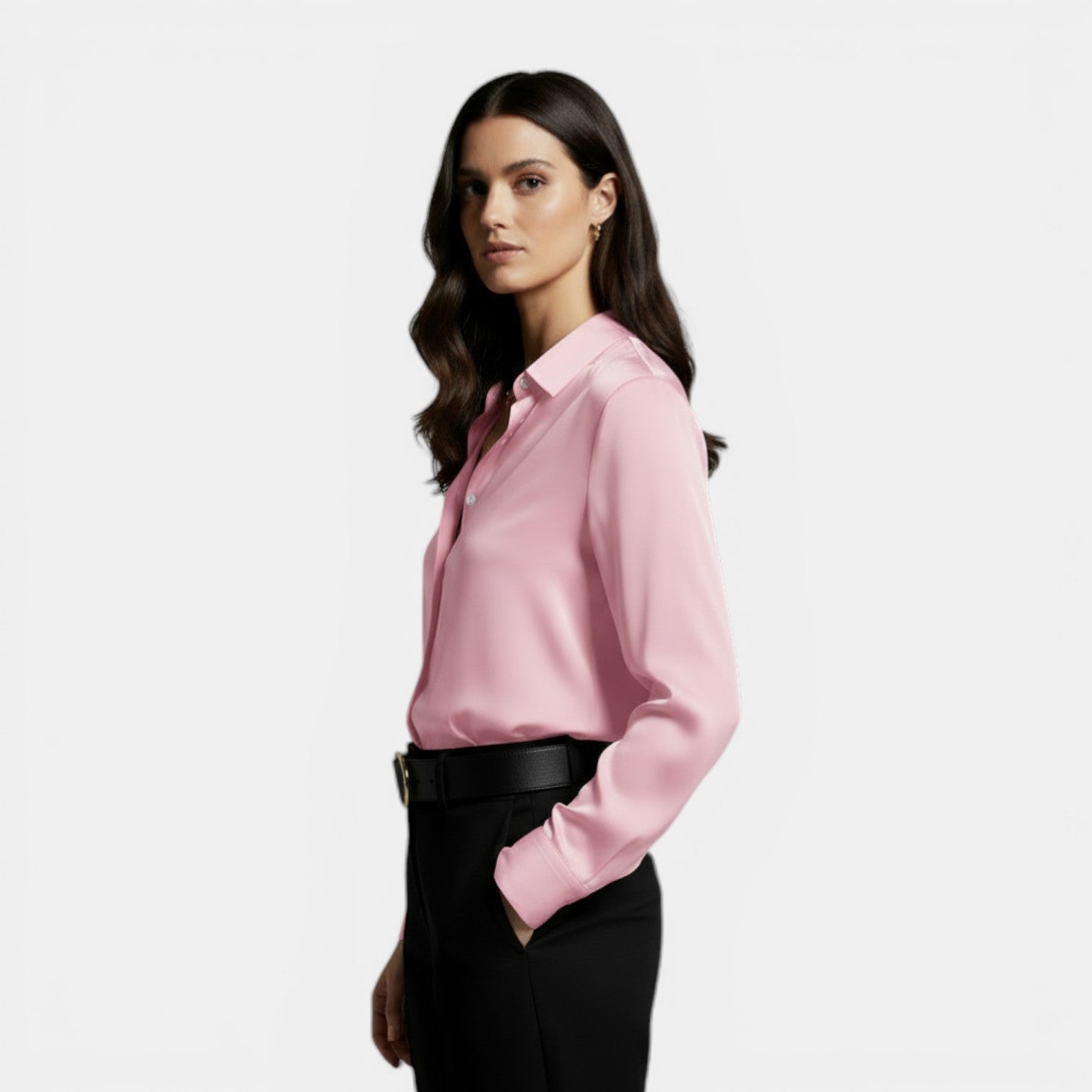 Camicia da donna ampia con risvolto e bottoni a maniche lunghe