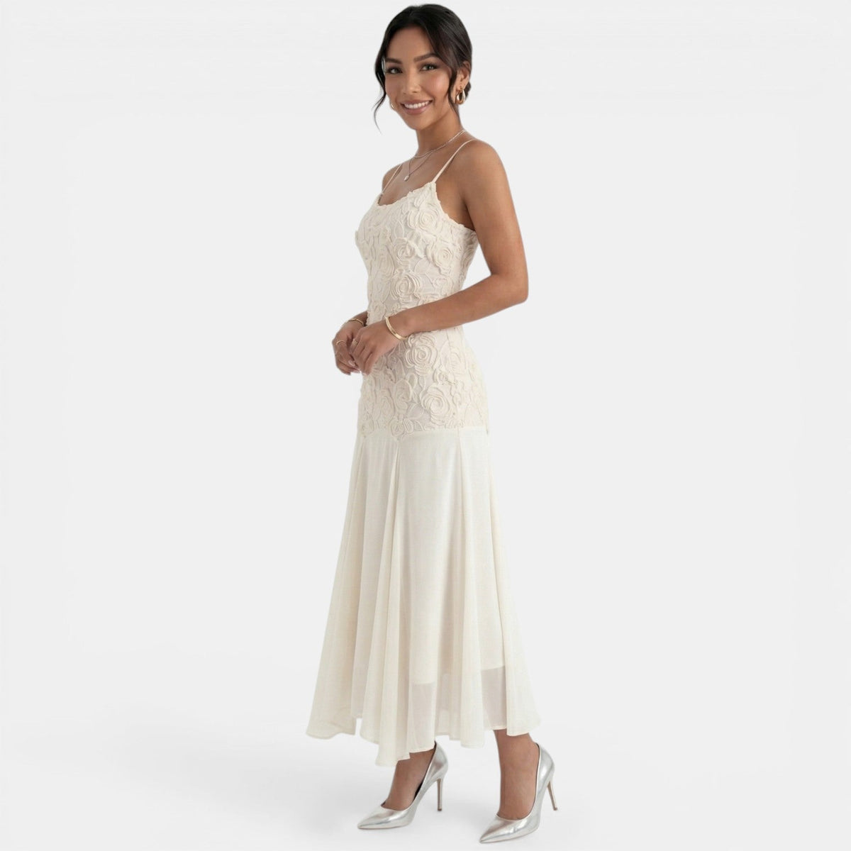 Vestido Midi Beige Bordado Mujer