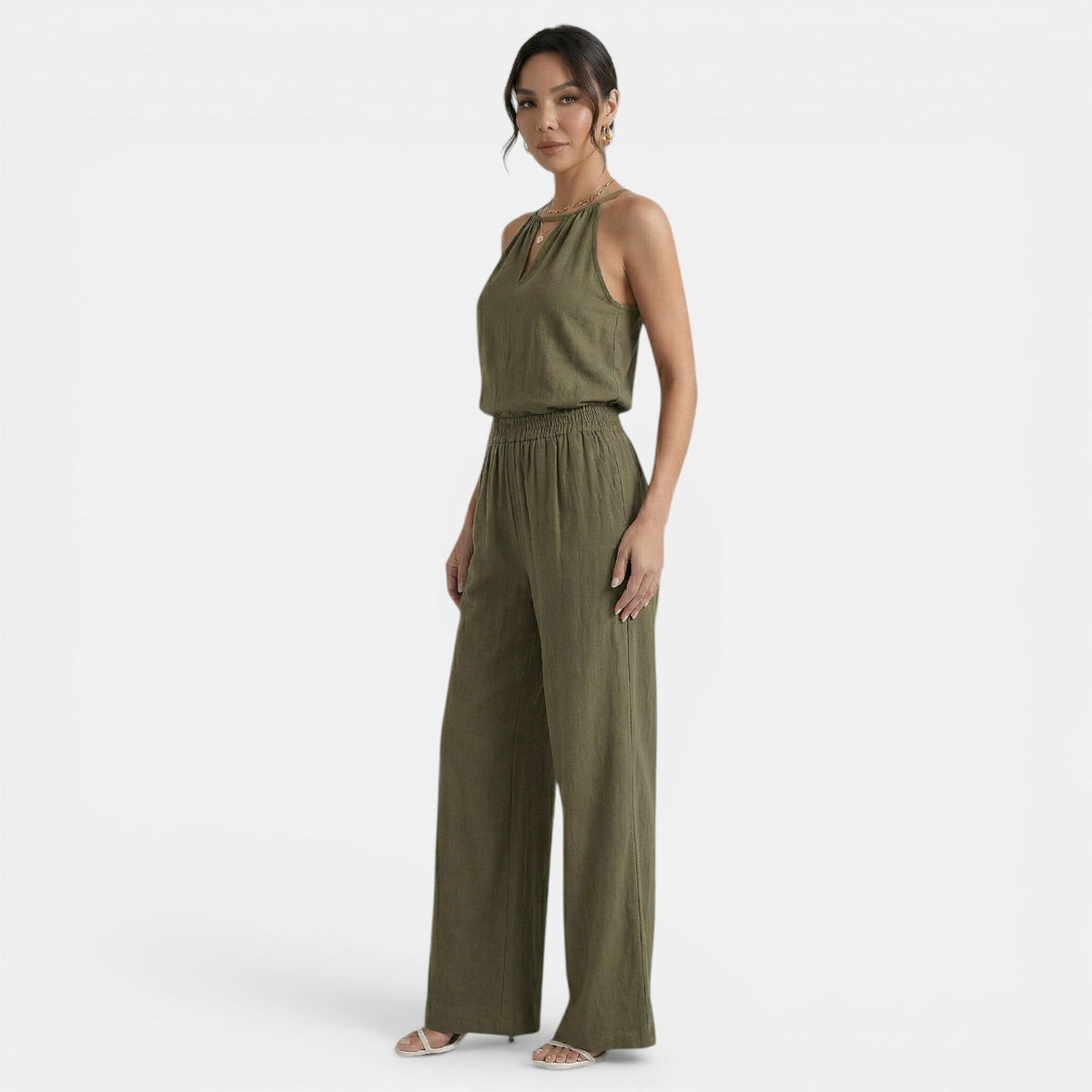 Conjunto Mujer Halter Calado de Lino y Pantalón Ancho