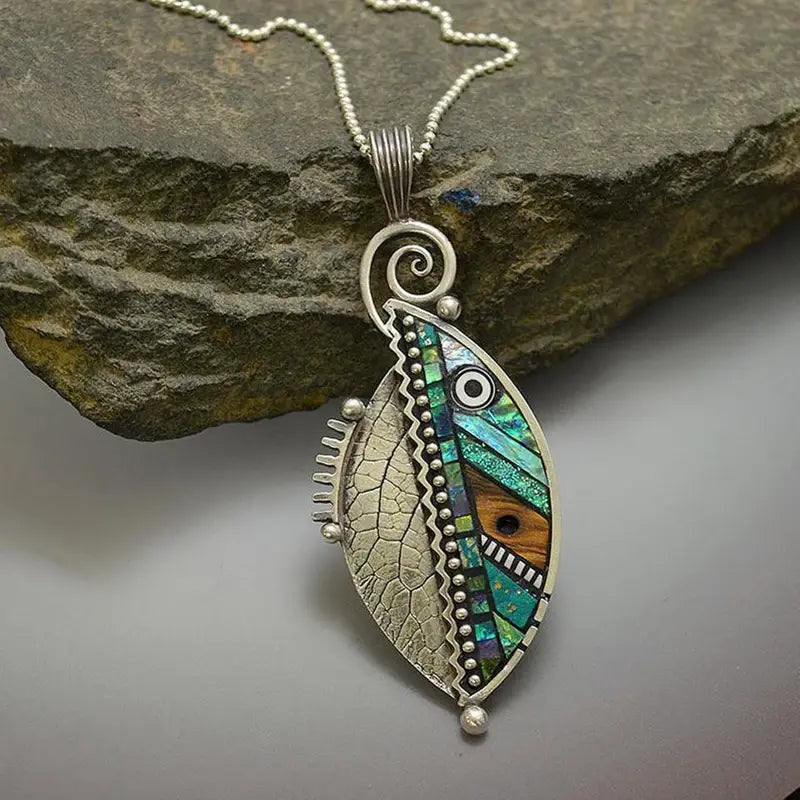 Collar Vintage Plata Hoja Verde y Cristales