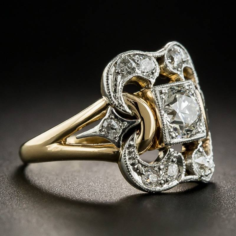Anillo Clásico Oro con Circonia Vintage
