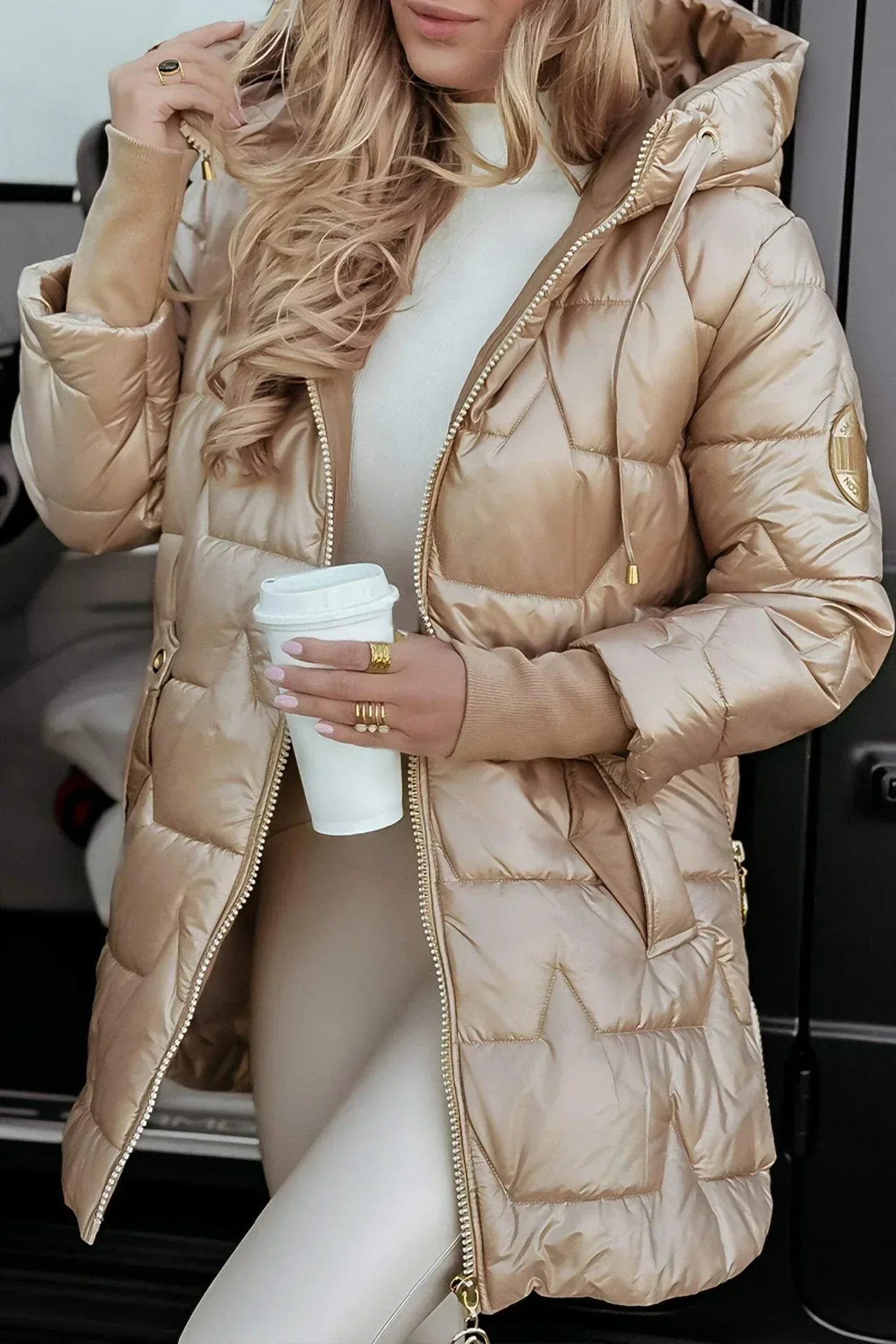 Celestia | Elegante cappotto invernale trapuntato con cappuccio