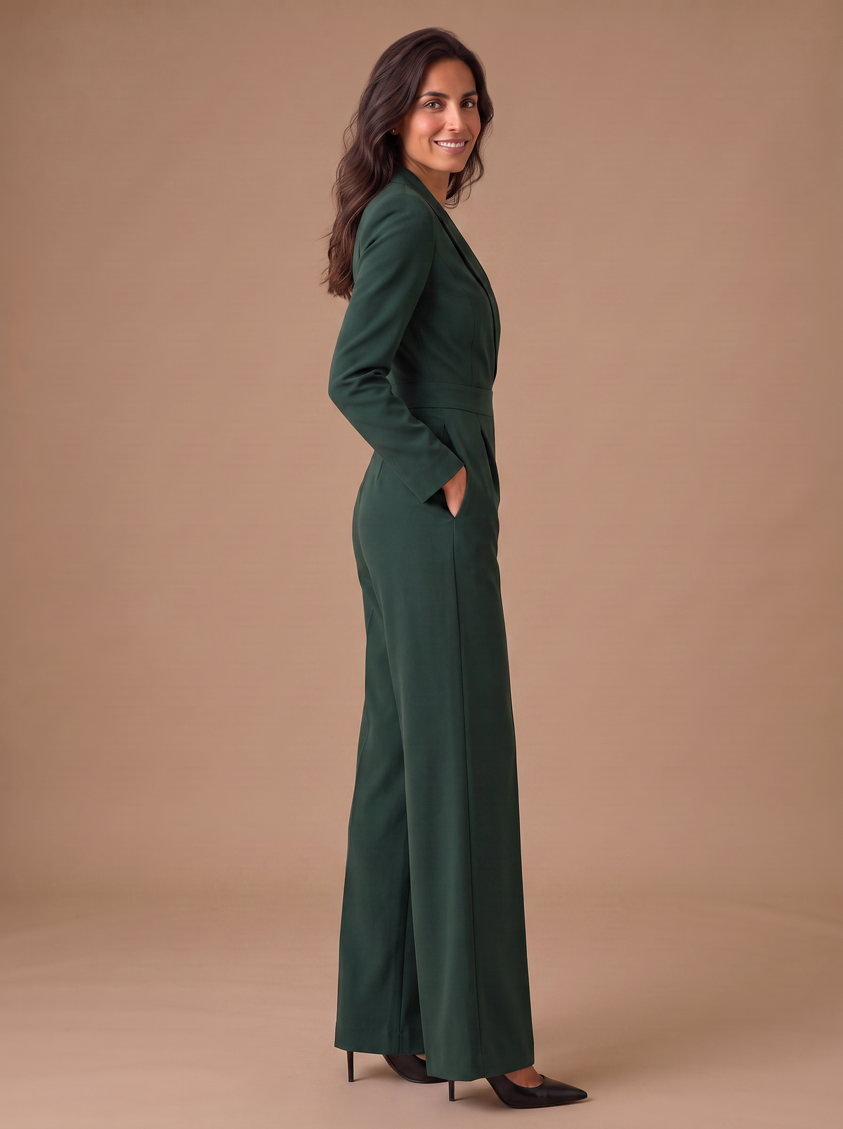Mono Elegante de Mujer con Escote en V, Manga Larga y Pernera Ancha