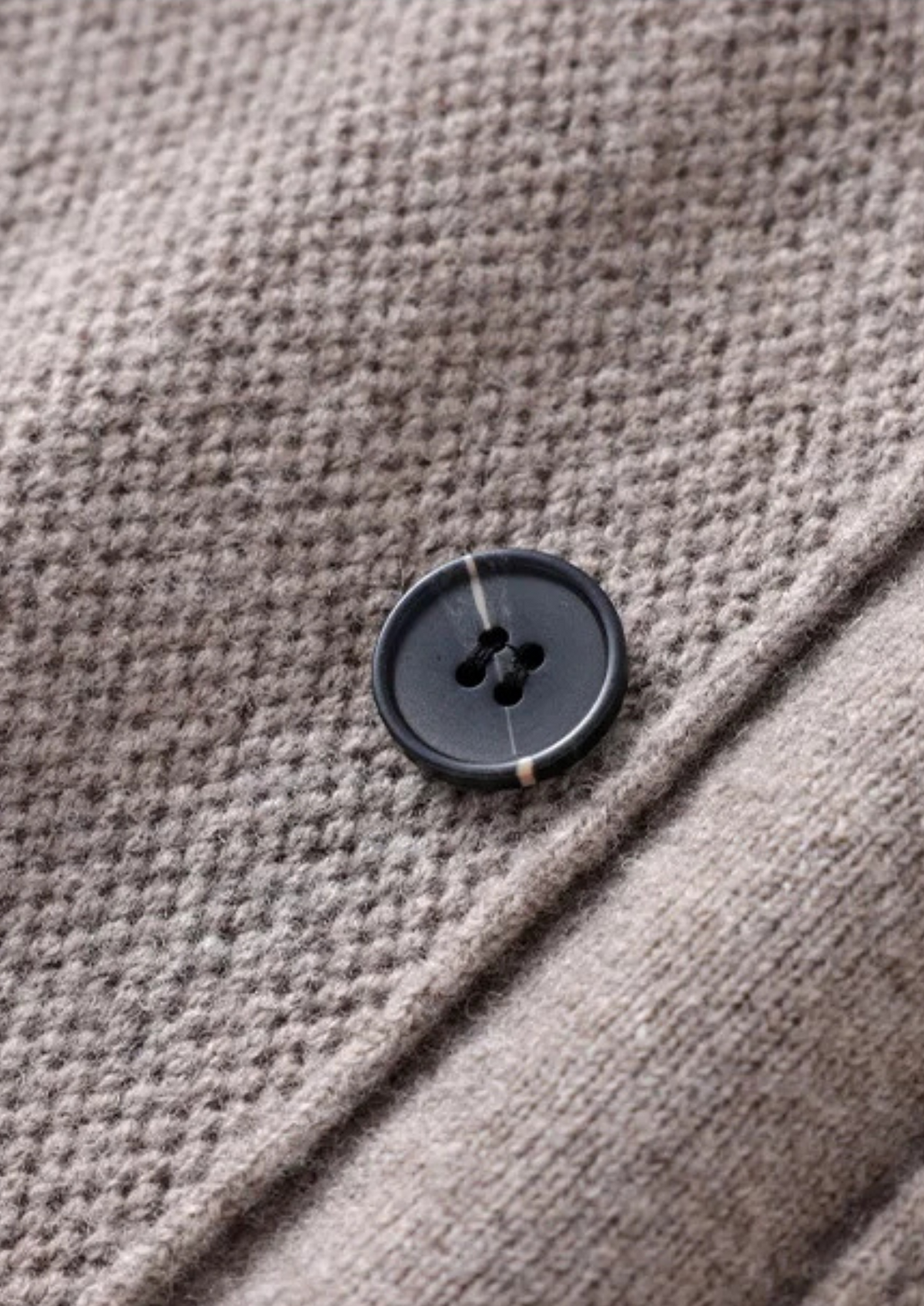 Sobrecamisa Hombre Cashmere Premium – 100% Cashmere con Botones