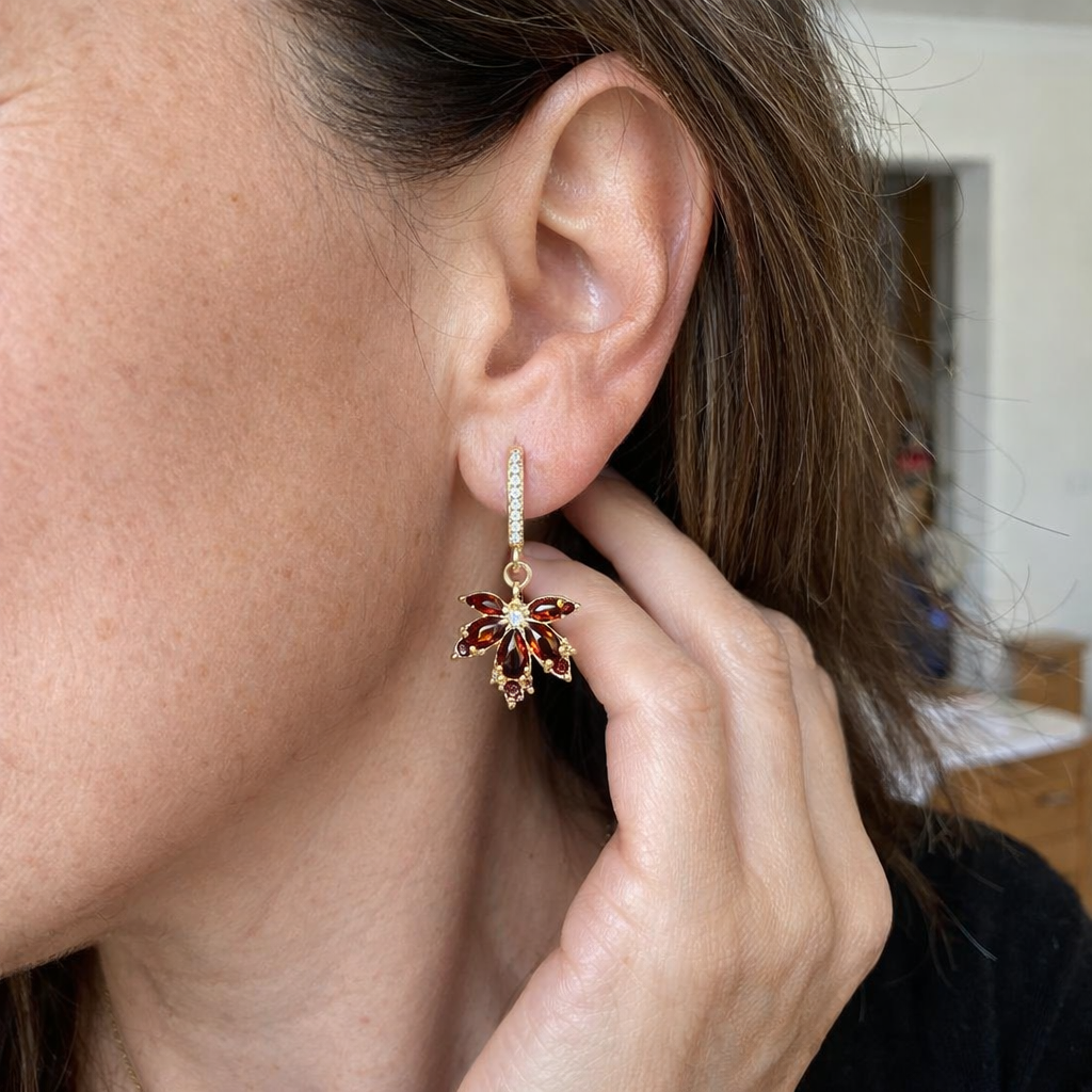 Pendientes Brillo de Hoja con Circonita