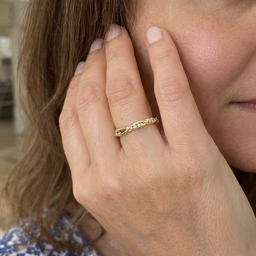 Anillo Detalle Dos Estilos Oro