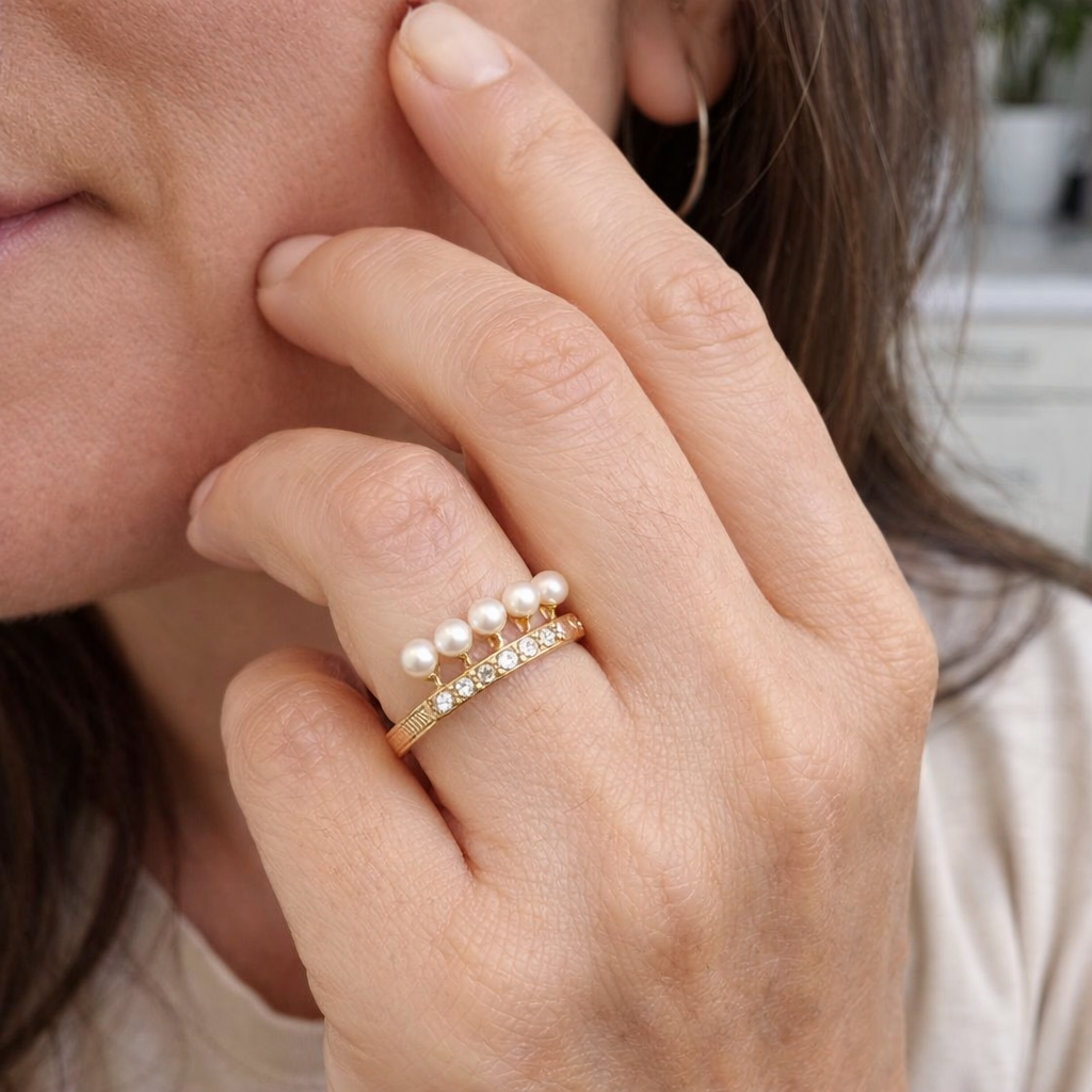 Anillo Virelle Abierto Cristal y Perla Oro