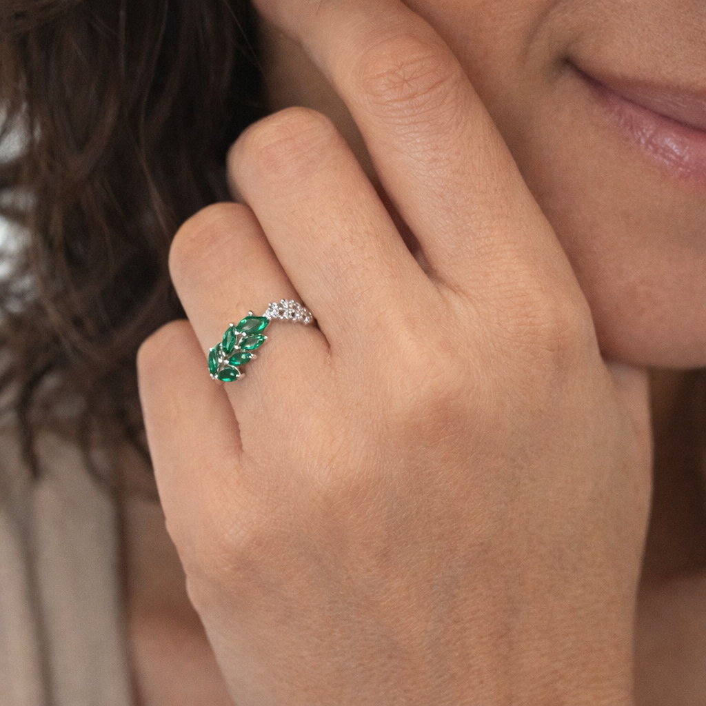 Anillo Vivara Lyselle Esmeralda