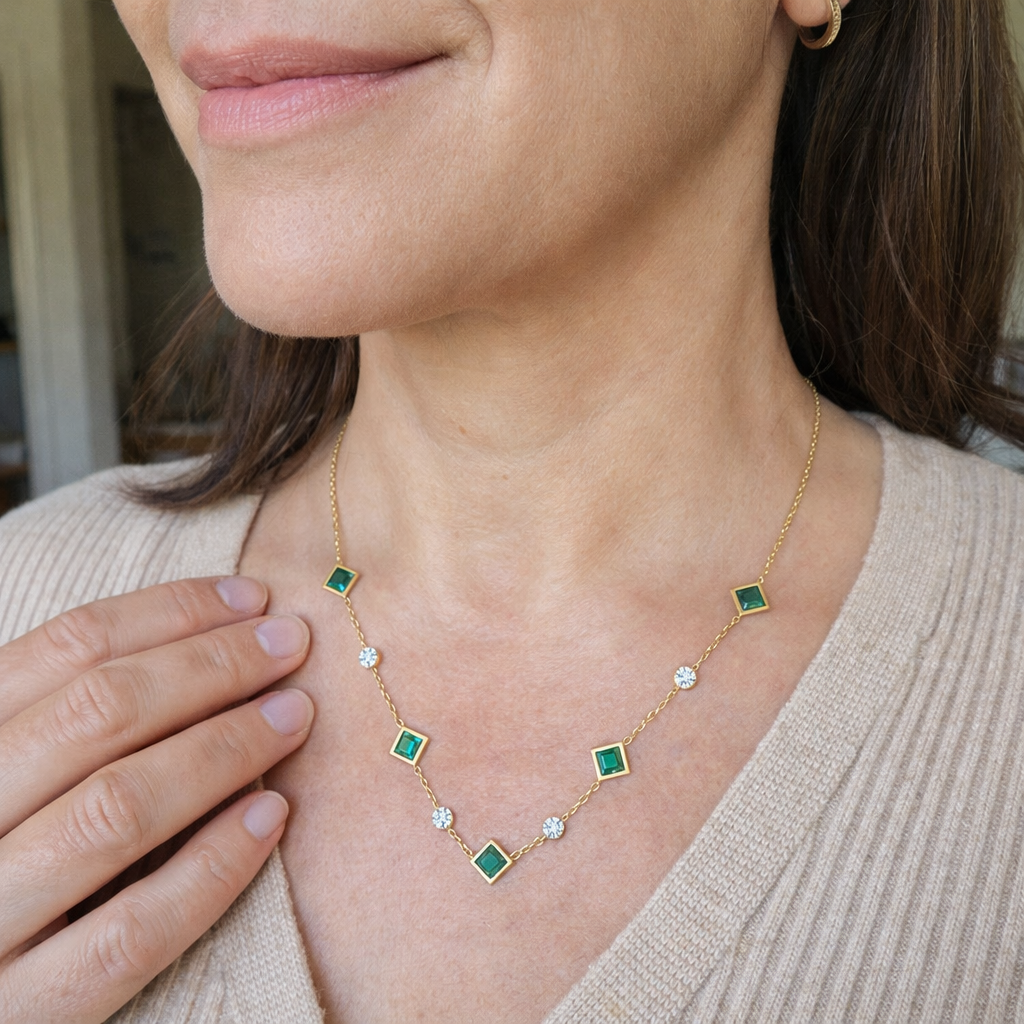 Collar Amelisse Glenwyn Esmeralda