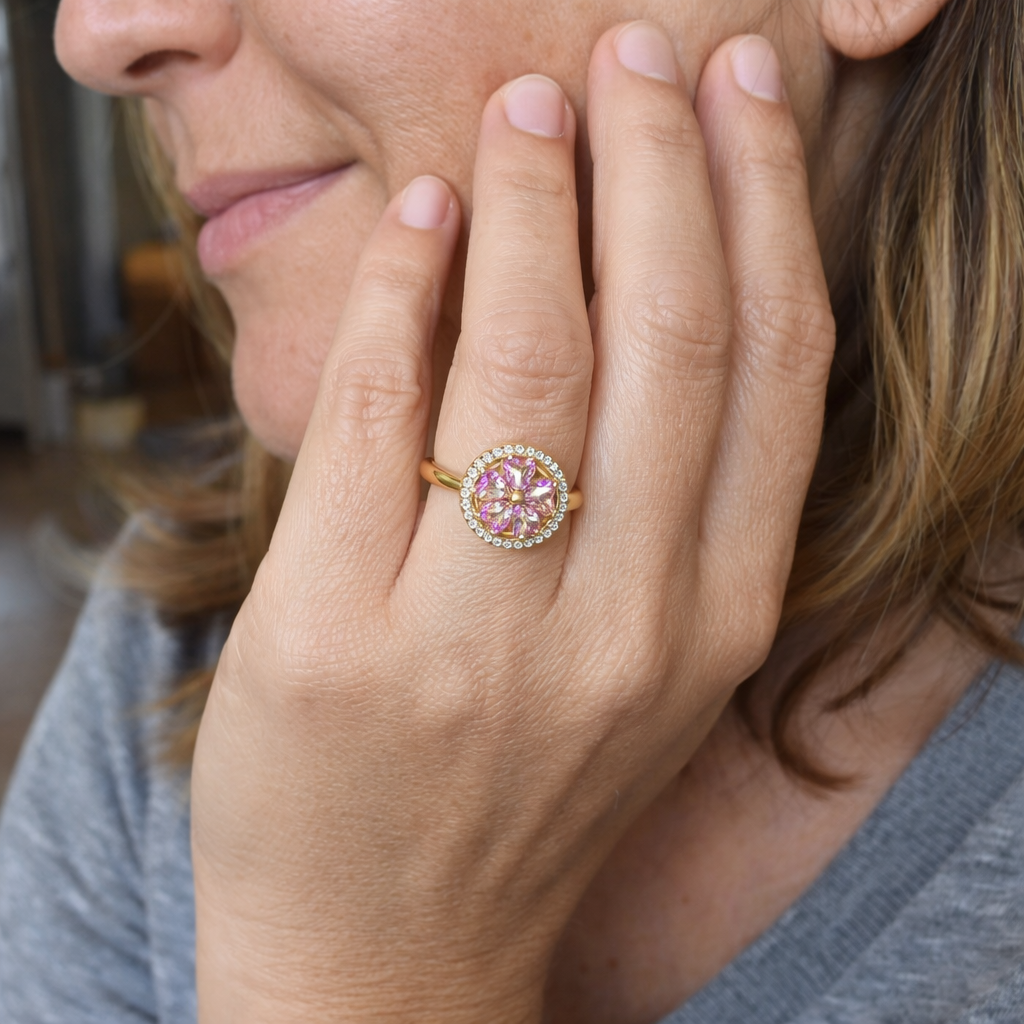 Anillo Giratorio Floración Corazón Rosa