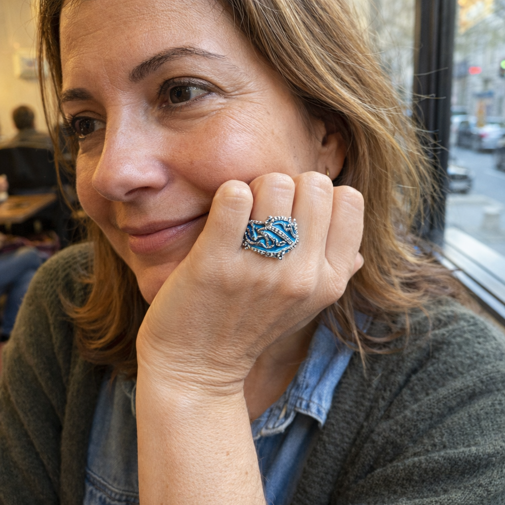 Anillo Ondulado Océano Oro Antiguo