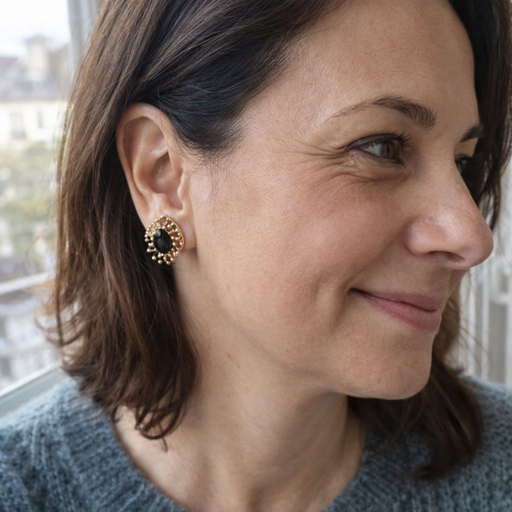 Pendientes Dorados Circonita Negra