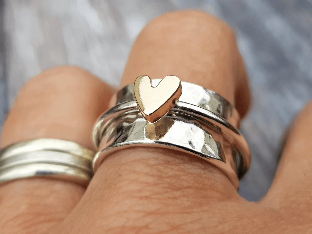 Anillo Plata con Corazón de Oro