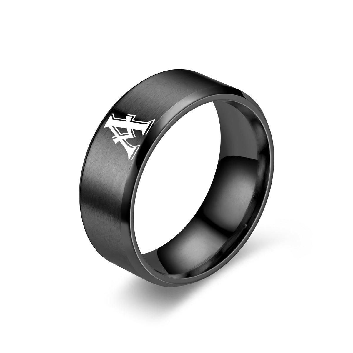 Anillo con Inicial Obsidian Acabado Negro