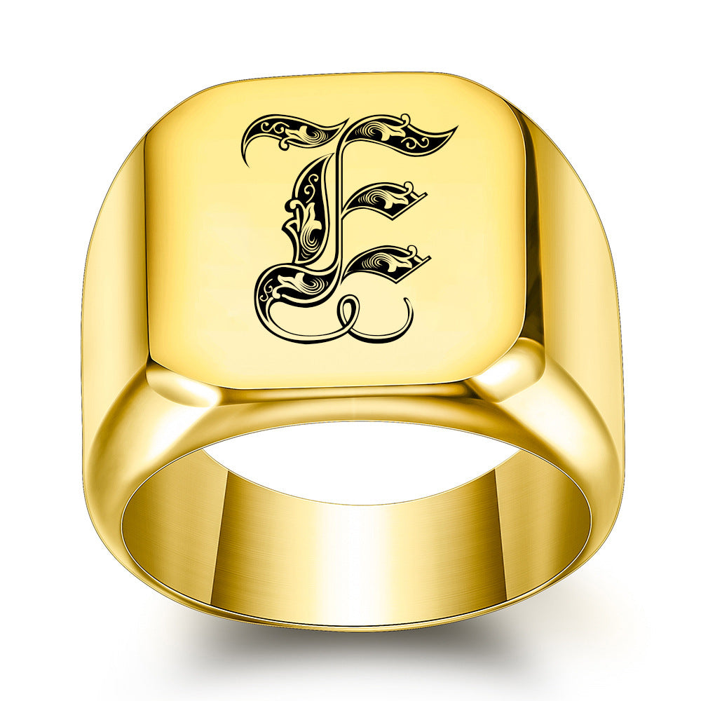 Anillo Clásico con Inicial Noble Oro