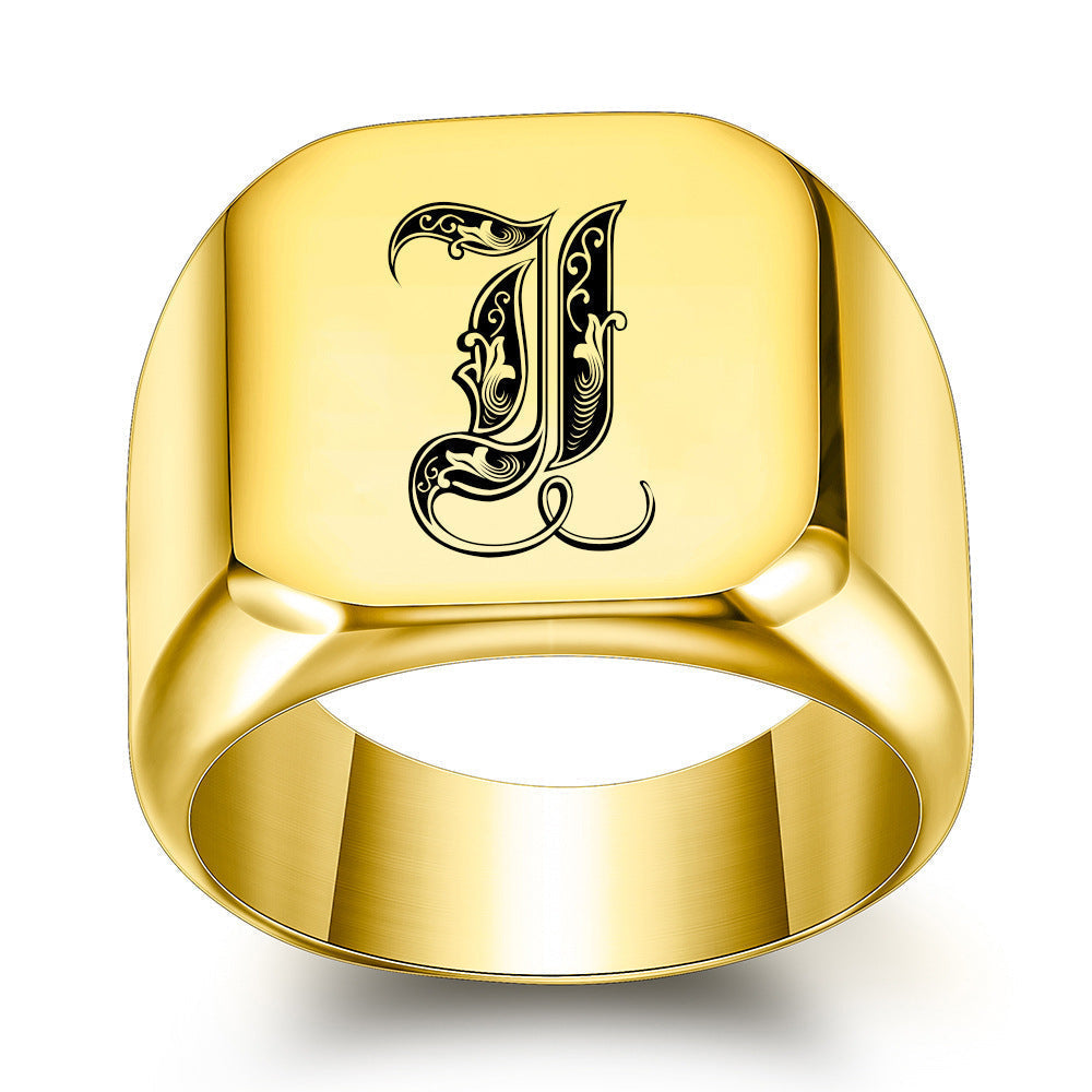 Anillo Clásico con Inicial Noble Oro