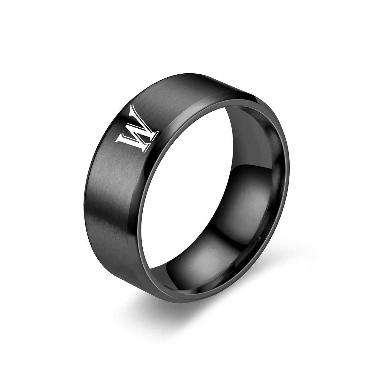 Anillo con Inicial Obsidian Acabado Negro