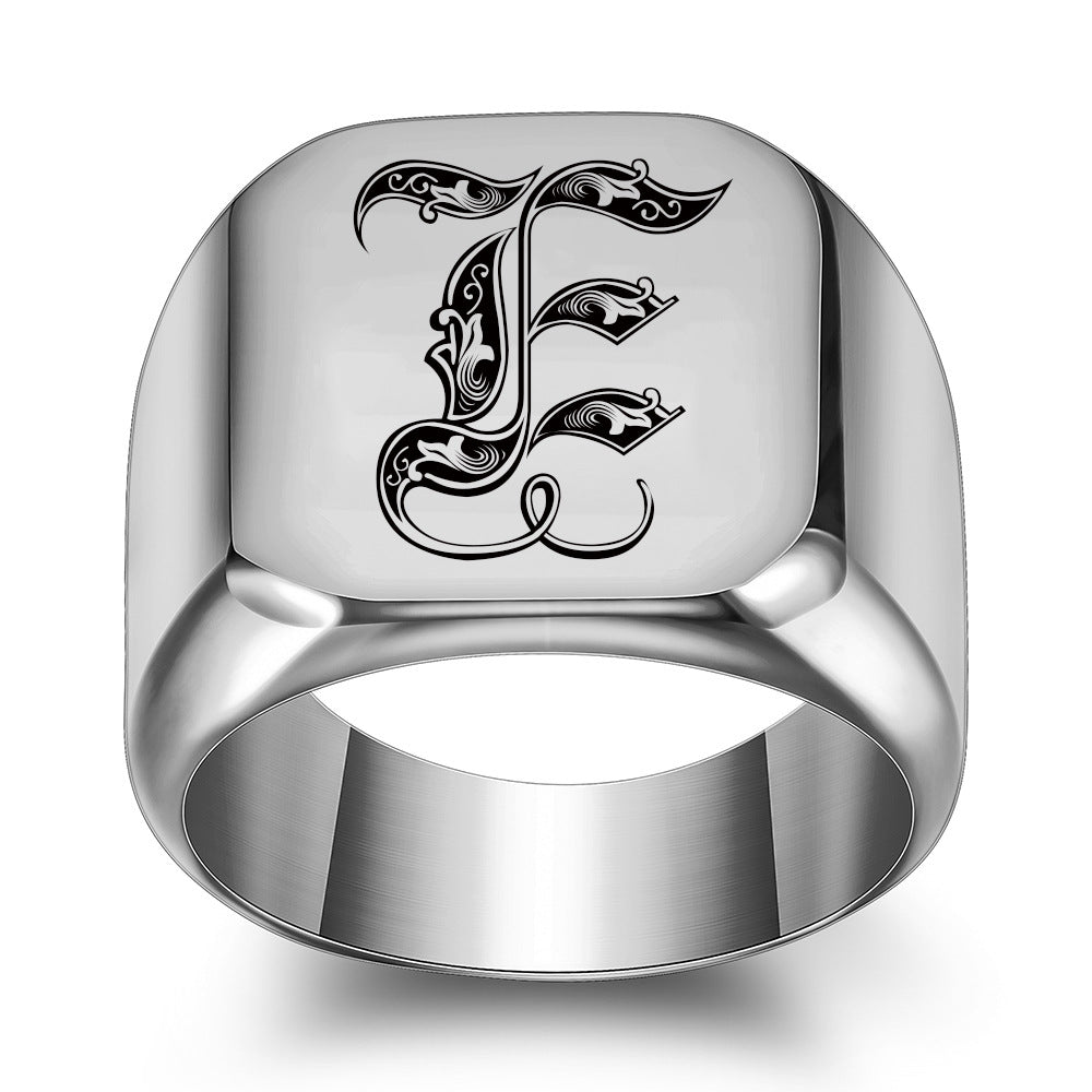 Anillo Clásico con Inicial Noble Oro Blanco