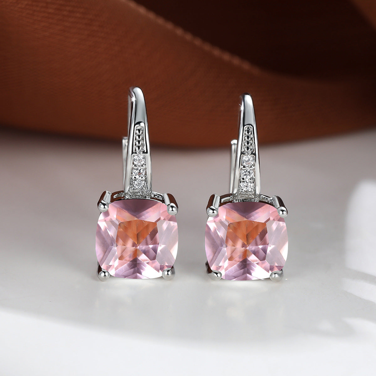 Pendientes Aro con Piedra Oro Blanco