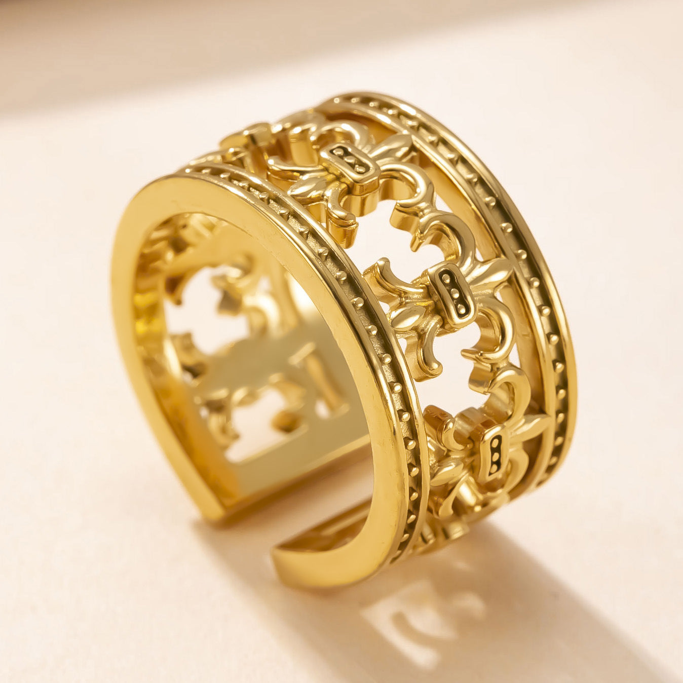 Anillo Corona Imperial Forge Oro Blanco