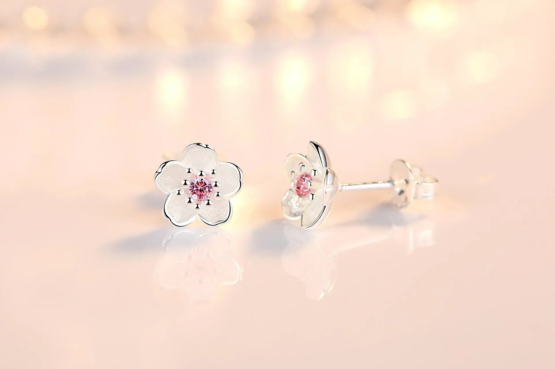 Pendientes Botón Flor con Zirconios