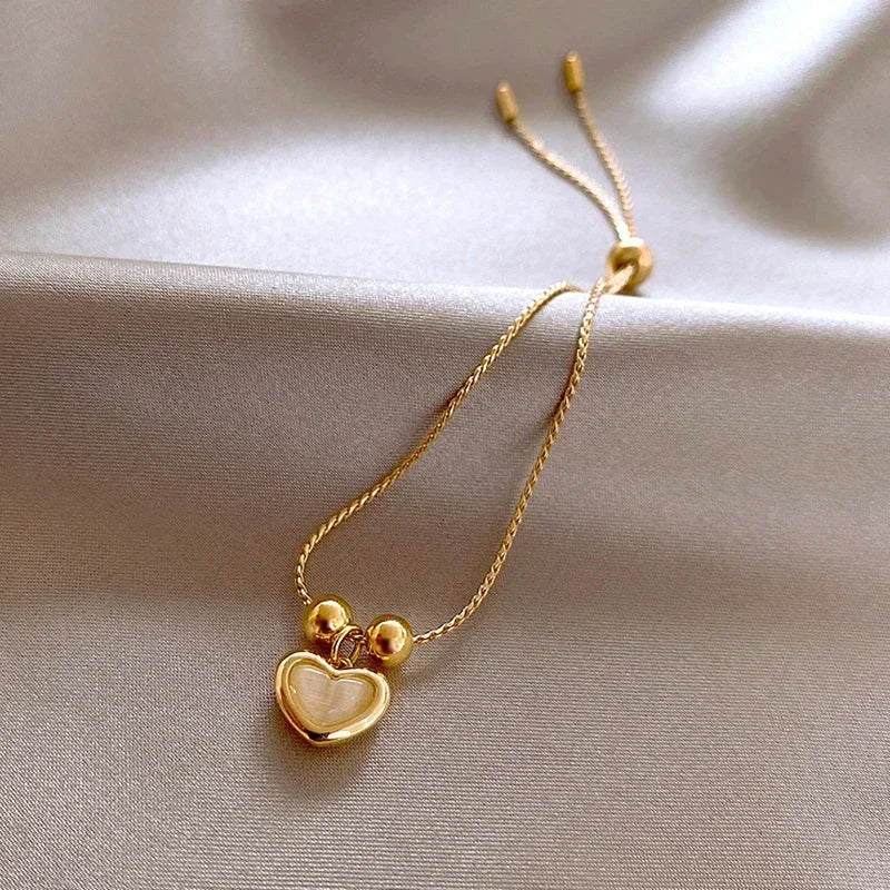Pulsera Corazón Ópalo Melocotón Chapada en Oro