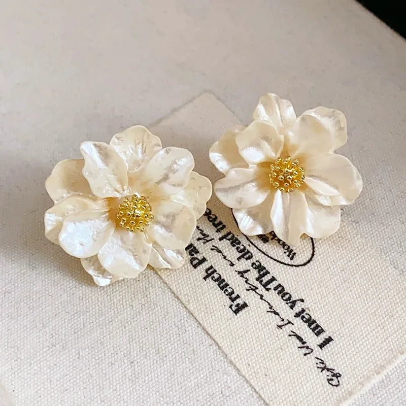 Pendientes Botón Chic Acrílico Blanco