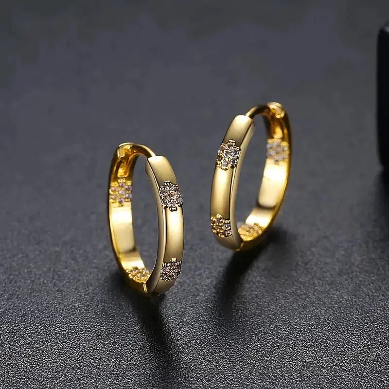 Pendientes Aro Dorado Vintage con Flores