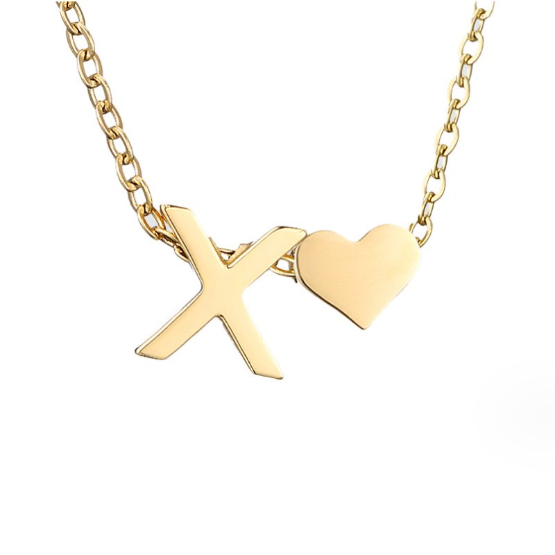 Collar Inicial Atemporal con Corazón