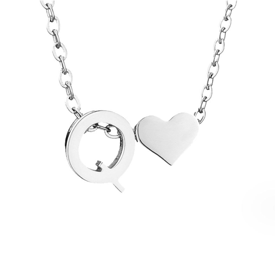 Collar Inicial Atemporal con Corazón