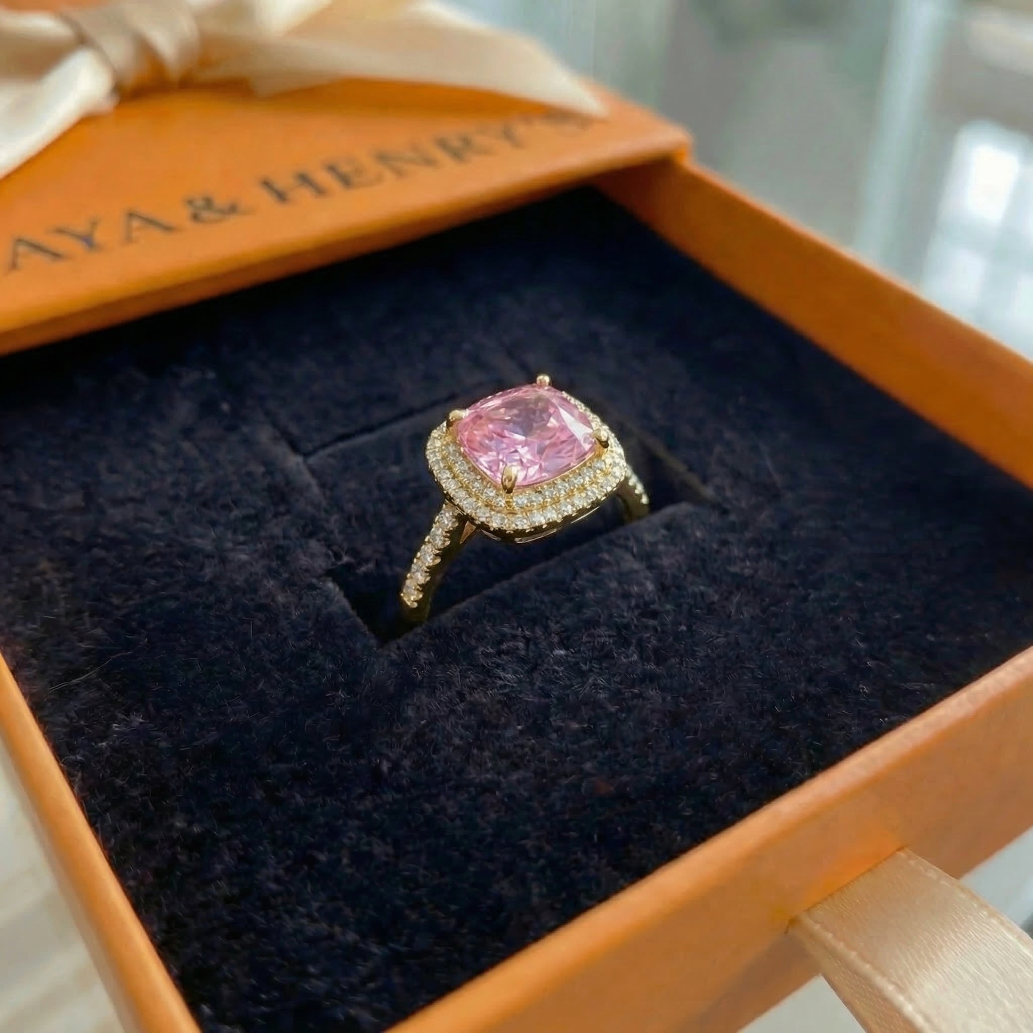 Anillo Zafiro Rosa Talla Cojín