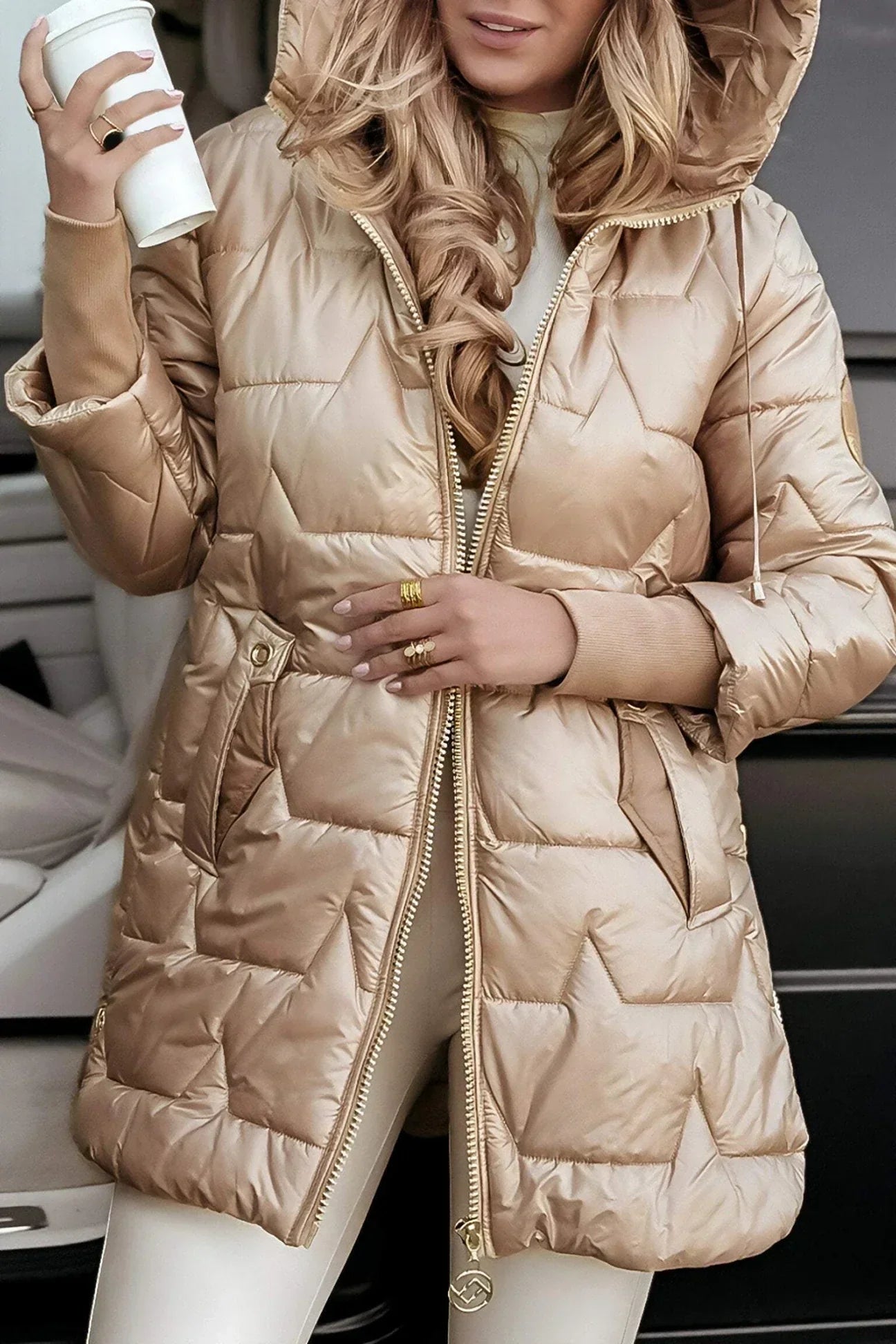 Celestia | Elegante cappotto invernale trapuntato con cappuccio